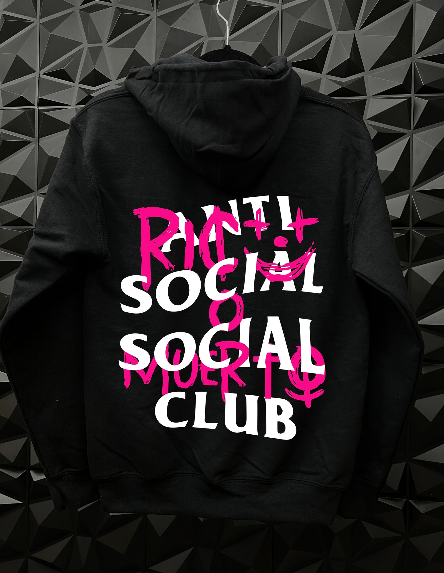 Sudadera Antisocial x Rico o Muerto Rosa